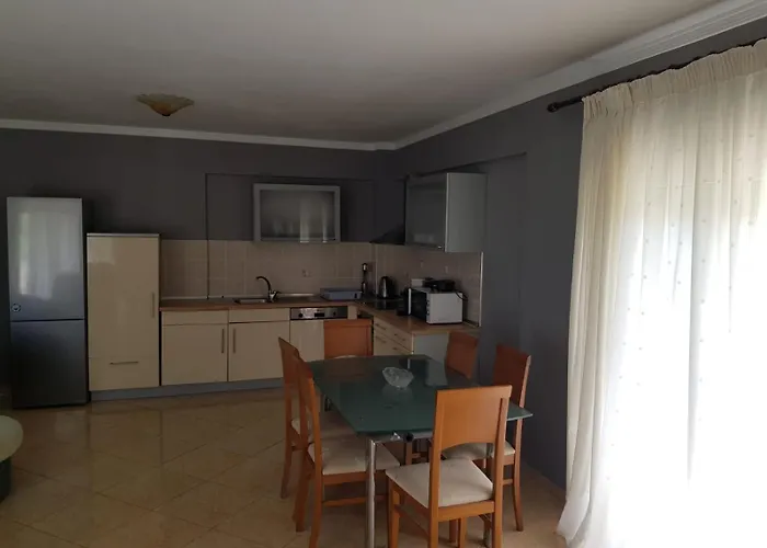 Kriopigi Apartments